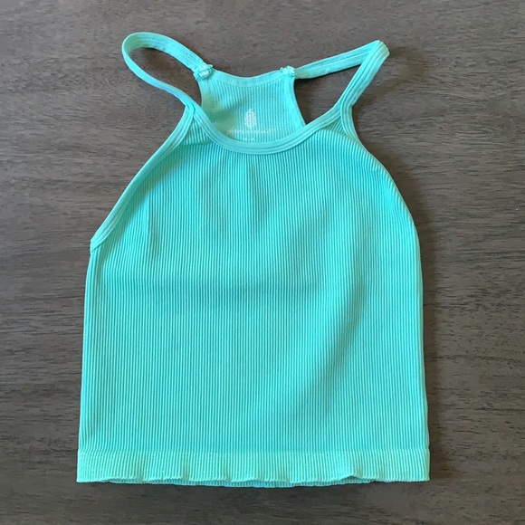 NWOT! FP Free People Movement Happiness Runs Long Crop Sz M/L - Picture 3 of 5